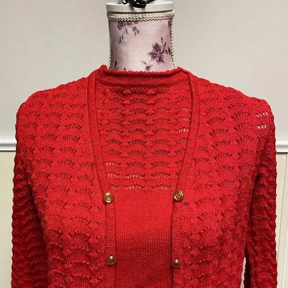 ST. JOHN Twin Set Sweater Set Cardigan and Matching Shell - Picture 7 of 16